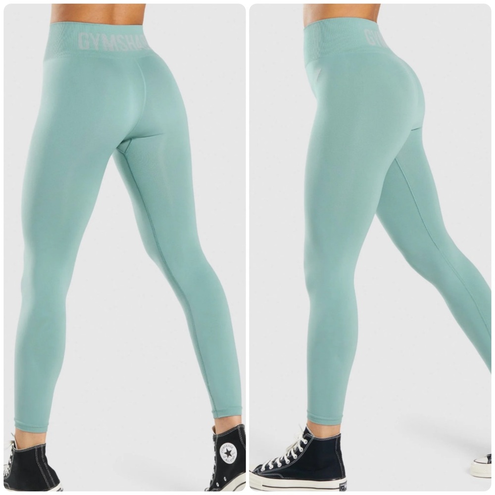 Gymshark Fit Seamless Mid-Rise Athletic Leggings in Light Green Womens sz M